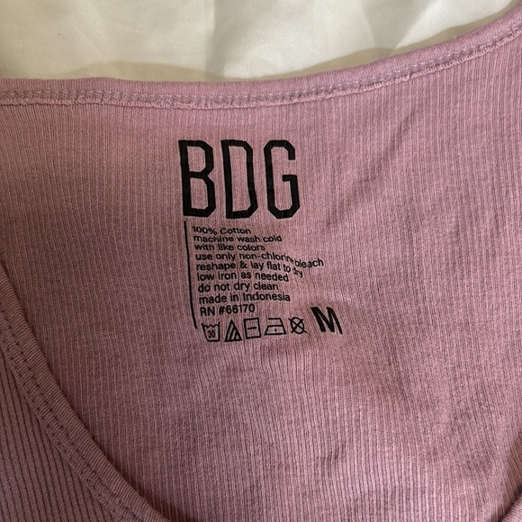 Urban Outfitters BDG Lavender/Light Purple Button Up Cropped Tank Top - Picture 3 of 4